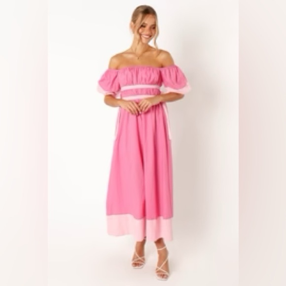 Petal & Pup Dresses & Skirts - Petal & Pup Pink Off Shoulder Dress Large B1647